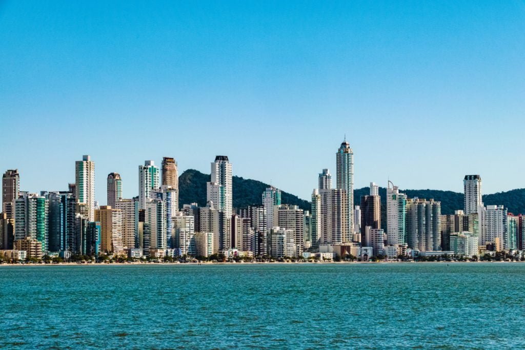 Principais Lista oficial Regiões e Bairros de Balneário Comburiu: Desenvolvimento Financeiro e Imobiliário 1